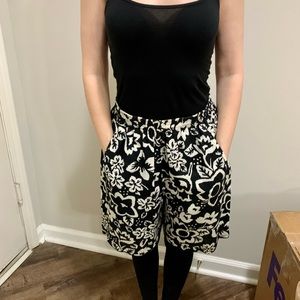 Adrienne Vittadini  loose shorts elastic waist